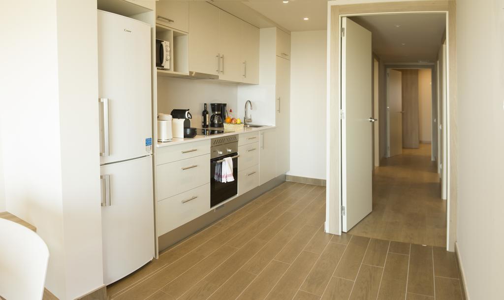 Apartamentos Voramar 卡斯特尔德费尔斯 外观 照片